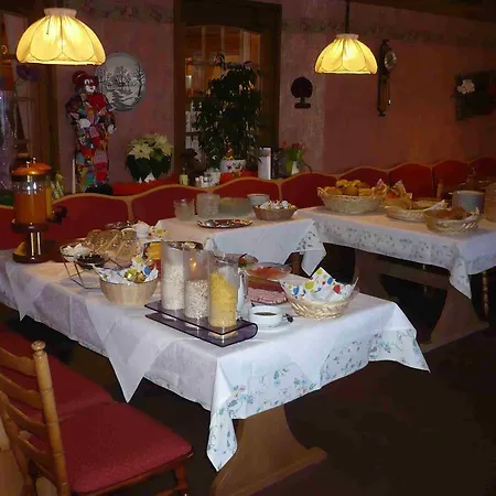 Hohengasthof Lowen - Escheck 3* Schönwalde